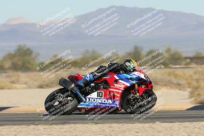 media/Nov-01-2025-CVMA (Sat) [[fc0f7531b8]]/Race 10-Formula Superbike-Supersport Open/